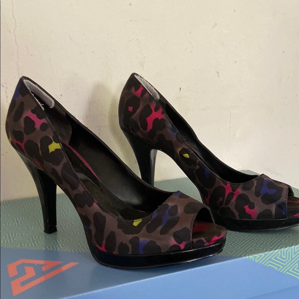 Nine West Brown and Pink Peep Toe Heels